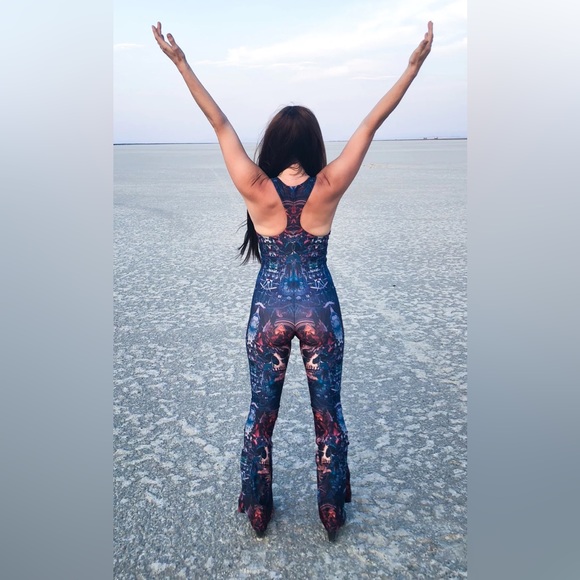 Warrior Within 2016 Santa Clara Panther Onesie - Android Jones Collection - Picture 3 of 9